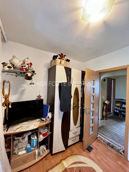 Apartament 3 camere, decomandat Inel 1,  zona Eden 89.000  € - 2