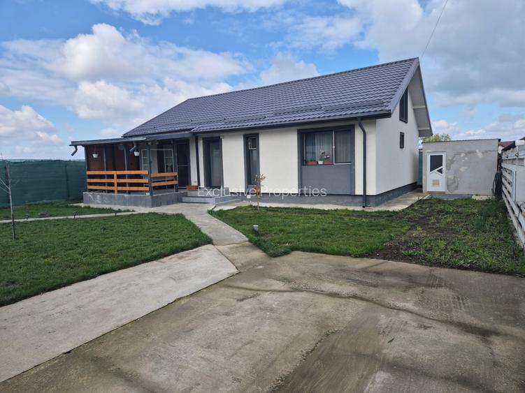 Casa Darza, curte spatioasa - 11