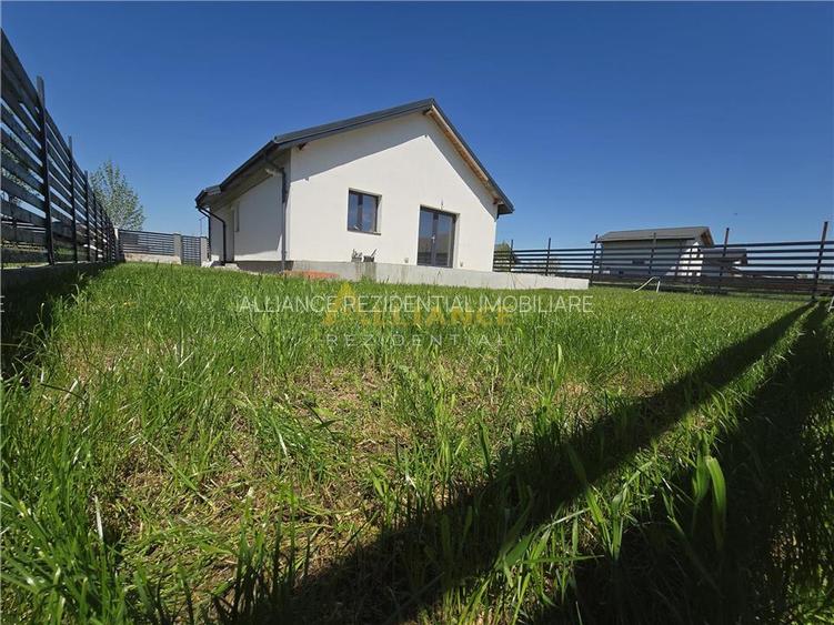 Casa parter-pod izolat- 375mp teren- - 8