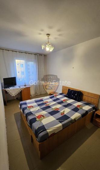 3 Camere Semi-decomandat Balcon Boxa, Et 1/4, Km 4-5 Complex  - 2