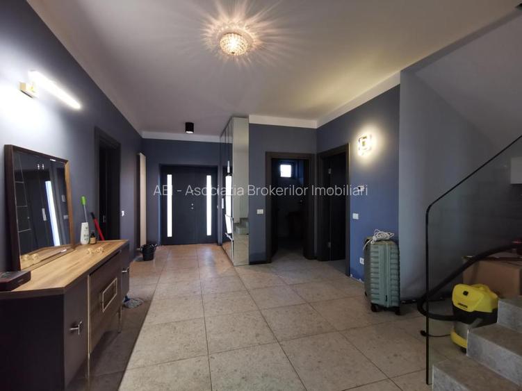 Snagov 2022- Vila la lac piscina si ponton, teren 2050mp - 24