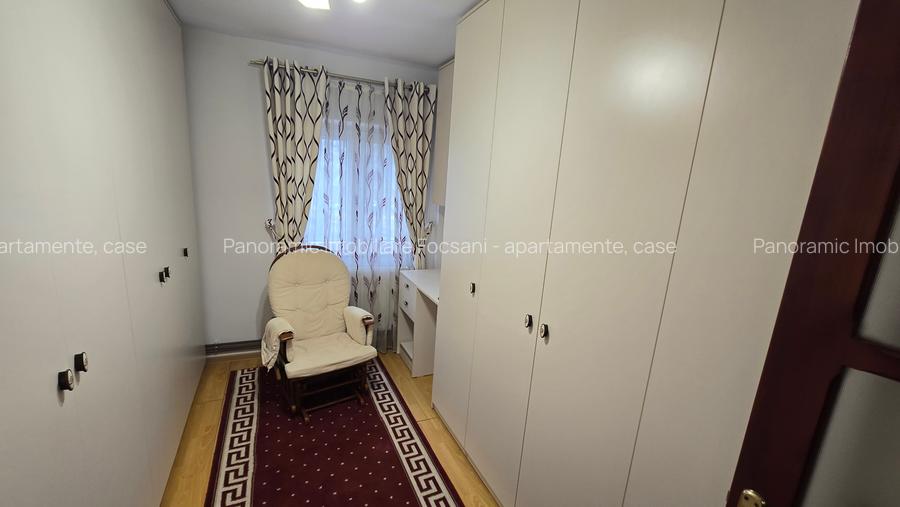 Apartament 4 camere de vanzare, etajul 2, Focsani - 16