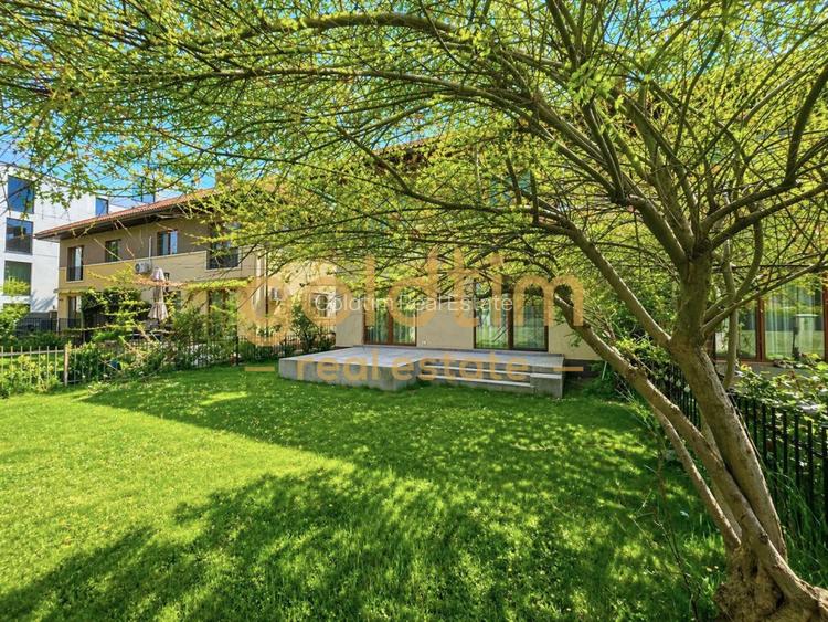 SUPERBA/SPATII DEPOZITARE/ANSAMBLU INCHIS CU PISCINA/RENOVATA - 50