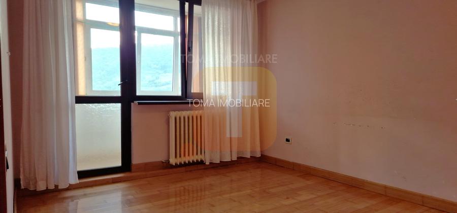 Apartament 4 camere – Mihai Viteazu, Piatra Neamț | Etaj 7/10, vedere panoramică - 7