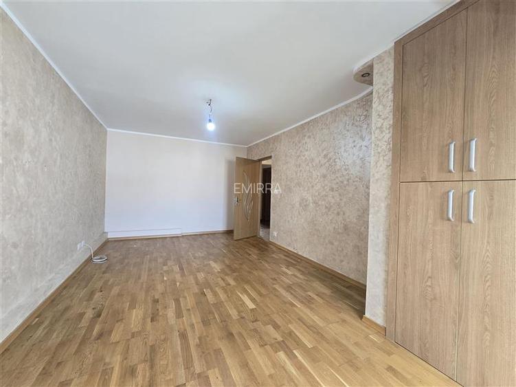 Apartament 3 Camere De Vanzare in Zona Excelenta Str. Aprodu Purice, Bacau - 6