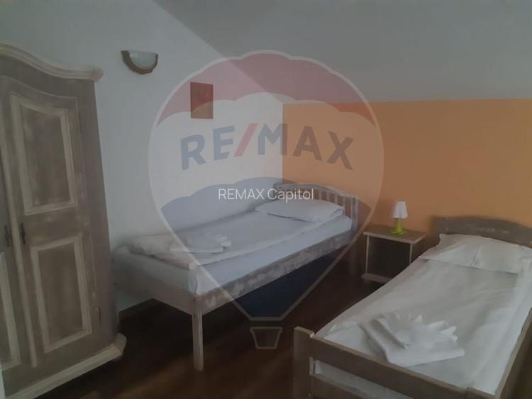 Hotel / Pensiune cu 18 camere de vânzare in Moieciu, Brasov - 22