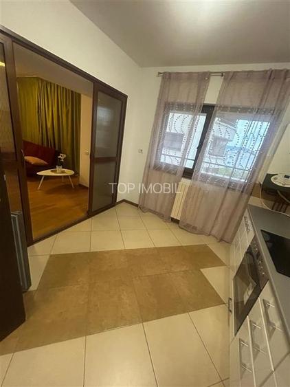 2 camere 68 mp, etaj 3 bloc Iasicom zona Podul de Fier - 10