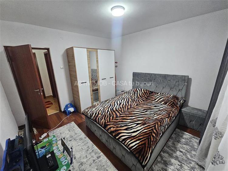 Resita, 3 Cam. Cf. 1, Mobilat+Utilat, Et. 1, Bulevard, Micro 3 - 27