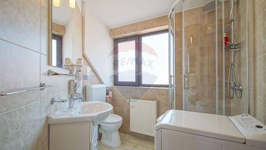 Casă cu 2 apartamente în Brasov, investiție sigură sau căminul ideal - 10