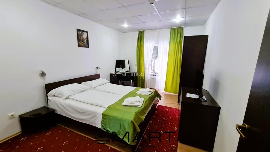 Pensiune cu 67 locuri de cazare, zona Curmatura - 15