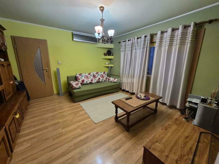Apartament 2 camere, 58 mp utili, Zona Dambvita - 2