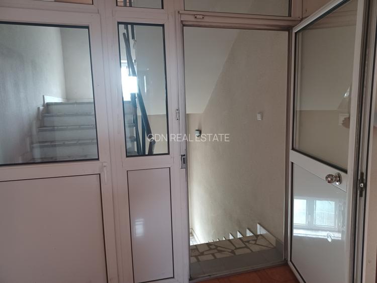 Inchiriez Hala industriala + spatiu birouri - 12