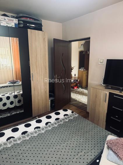 Vand 2 camere decomandat, partial mobilat- Plavat!!! - 11