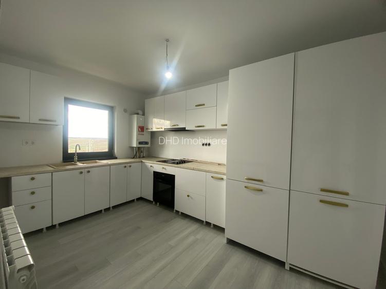 Apartament 2 camere, 65mp, prima închiriere, loc de parcare, curte comună - 2