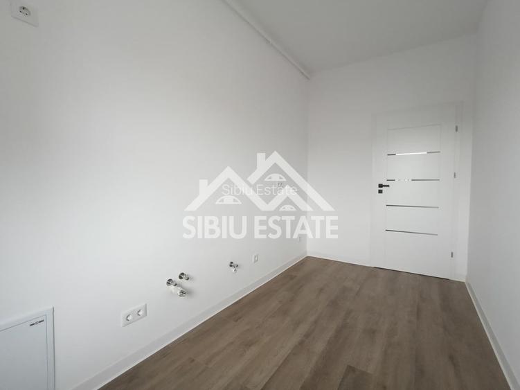Studio ,41 mp, balcon etaj 1, bloc dotat cu lift, zona Brana Intabulat - 5