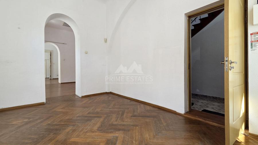 Inchiriere spatiu birouri 3 camere Universitate Spitalul Coltea