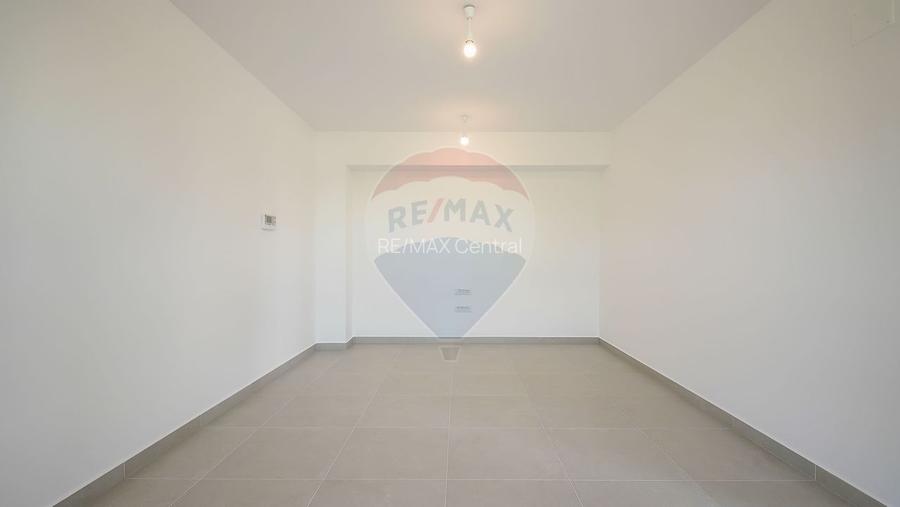 Spațiu comercial de vânzare în Brașov, Cartier Tractorul,  Rokman - 14