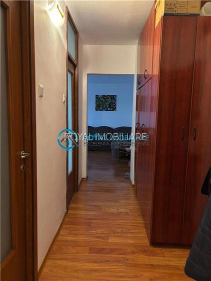 Royal Imobiliare - Vanzare apartament 3 camere zona Democratiei - 9