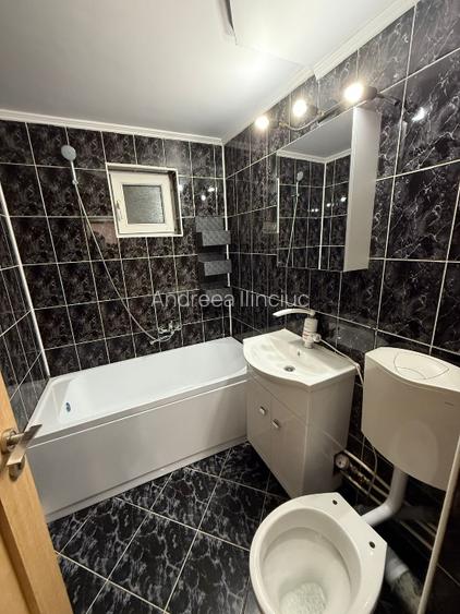 De vânzare apartament 2 camere - 9