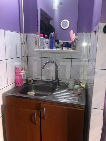 Camera de camin, 17 m.p., zona Nicolina - 3