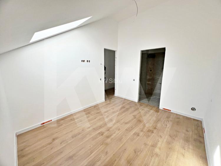 Apart. cu 2 cam. pe doua nivele, cu logie. Vila design modern in Cristian-Sibiu  - 17