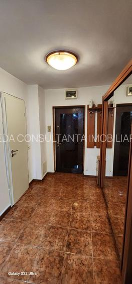 Garsoniera zona Mall Vitan - 7