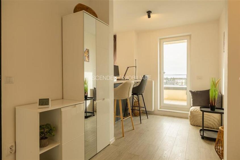 Rafinament urban:terase incantatoare,loc parcare,A Class,Kasper,Coresi,Tractorul - 4