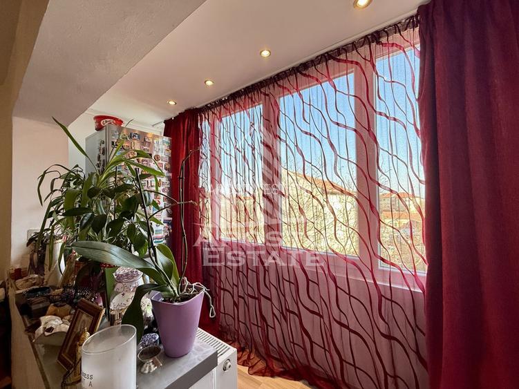 Apartament 3 camere, decomandat, garaj, centrala proprie, zona Lunei - 14