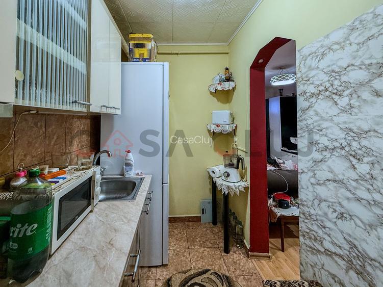 1 camera, Marasti, la cheie - 6