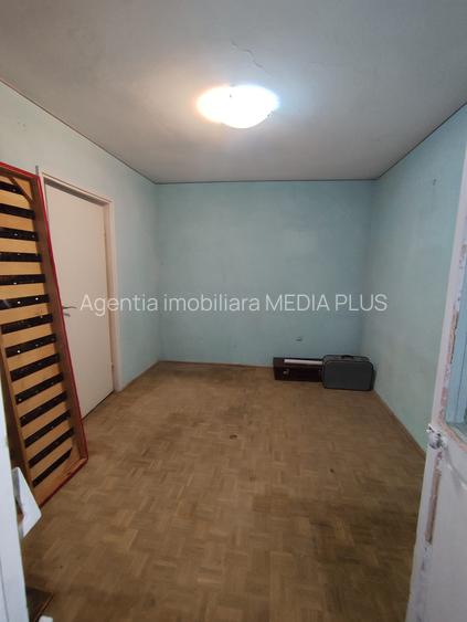 Apartament 3 camere semidecomandat de vânzare – Micro 19, etaj 3, liber - 6