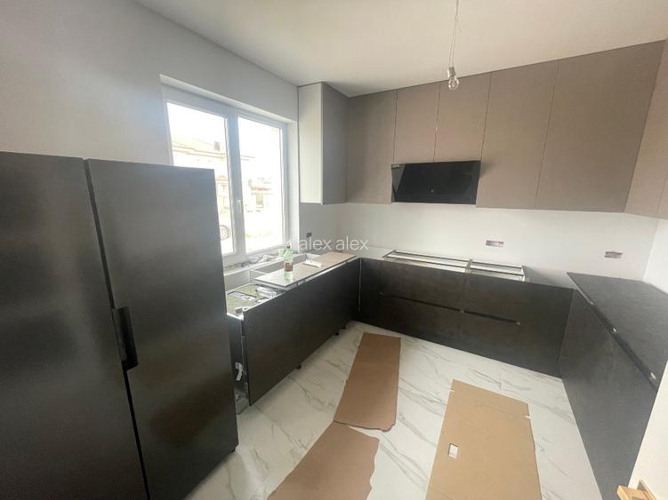 Proprietar | Case despartite prin camere tehnice | Carport | 365mp teren - 8