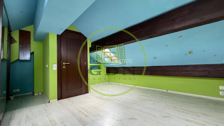 Spațiu comercial / birouri de 120 mp – mansardă, utilități separate, TVA 0% - 13