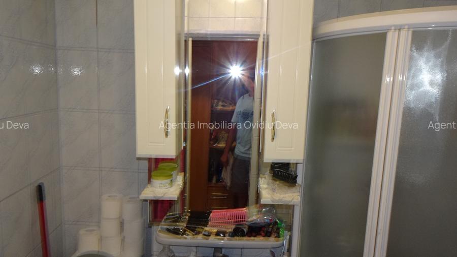 Vand apartament 2 camere decomandat in Deva, zona Micro 15, etaj 6, - 5