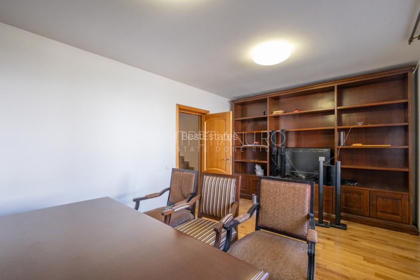 VILA DE LUX - DN1 - Liceul Francez - 6