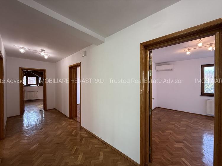 Vila spațioasă în Sisesti | 600 mp | 9 locuri de parcare | Teren 1500 mp - 11