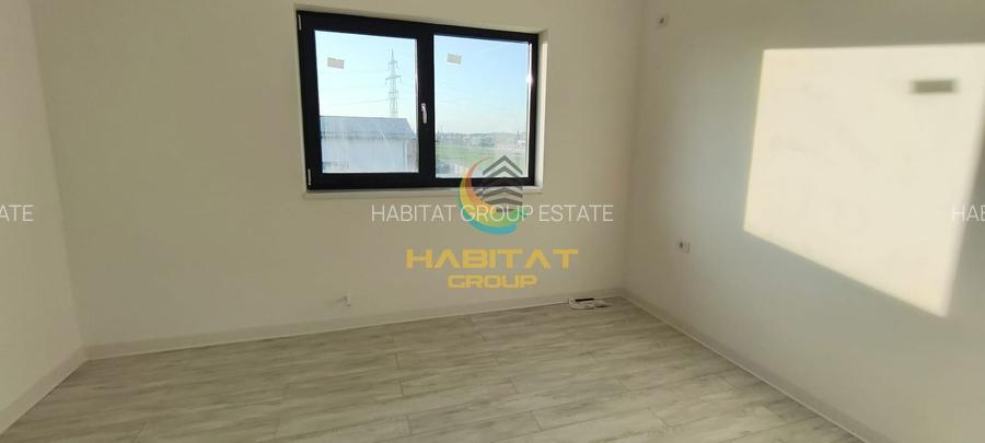 Vila 4 camere- teren 385mp- adiacent Bd. 1 Mai - 12