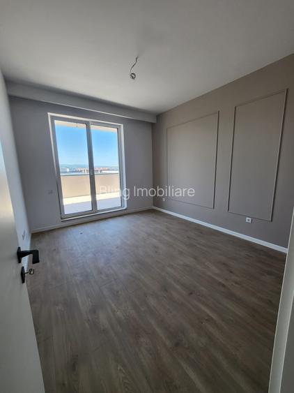 Apartament tip Penthouse, 3 camere, 81 mp, terasa 100 mp, Zona Cetatii - 4