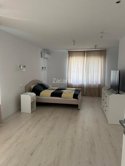 Casă individuală 290 mp utili – American Village, Pipera – 6 camere - 10