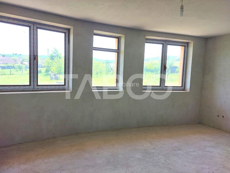 Casa de vanzare cu teren 2000 mp 5 camere  Sura Mare Hamba Sibiu - 9