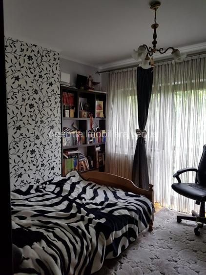 Casa cu etaj la str.Calea Nationala - 6