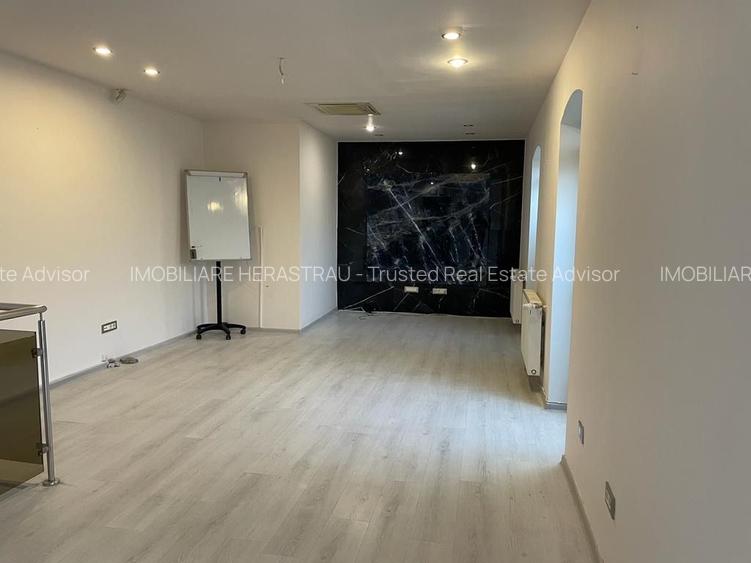 Piata Victoriei | Cladire de Birouri de vanzare - 19