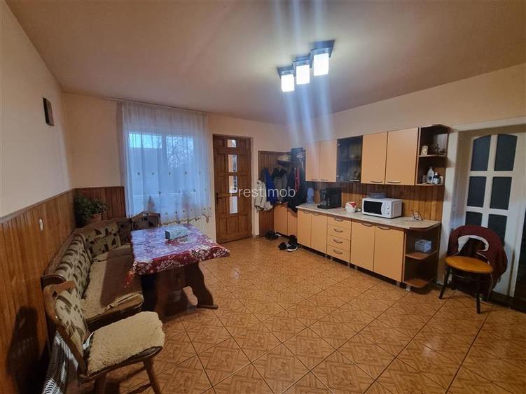 Casa de vanzare 4 camere  (+4 semifinisate ),12 arii teren, Unirii, Mures - 4