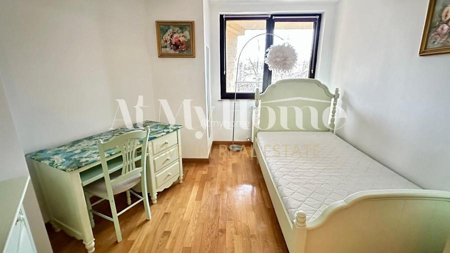 Apartament spatios cu 3 camere, vedere libera mobilat, terasa, parcare, paza - 9