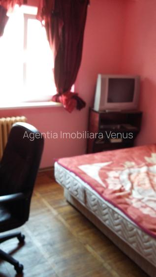 Apartament 4 camere str.Primaverii etaj 2 - 2