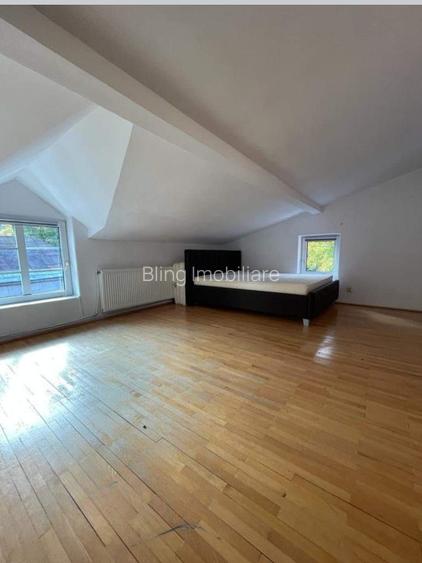 Casa cu 4 Camere,131mp, zona Platinia - 3