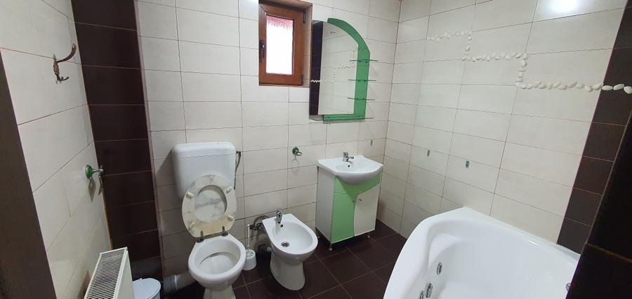 De vânzare – Pensiune turistică în zona centrală a orașului Cavnic, Maramureș