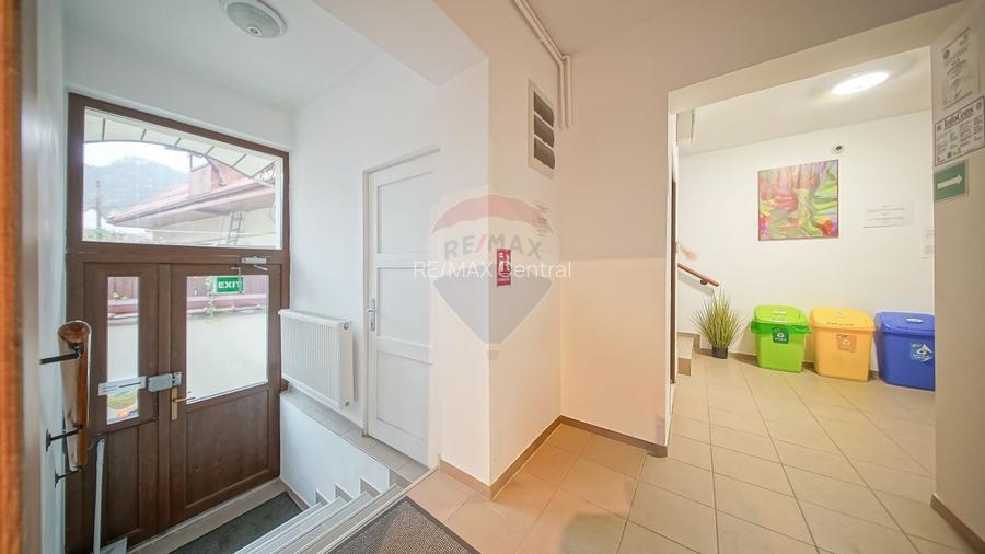 Casa cu 5 studiouri independente, terasa rooftop, vedere montana - 9