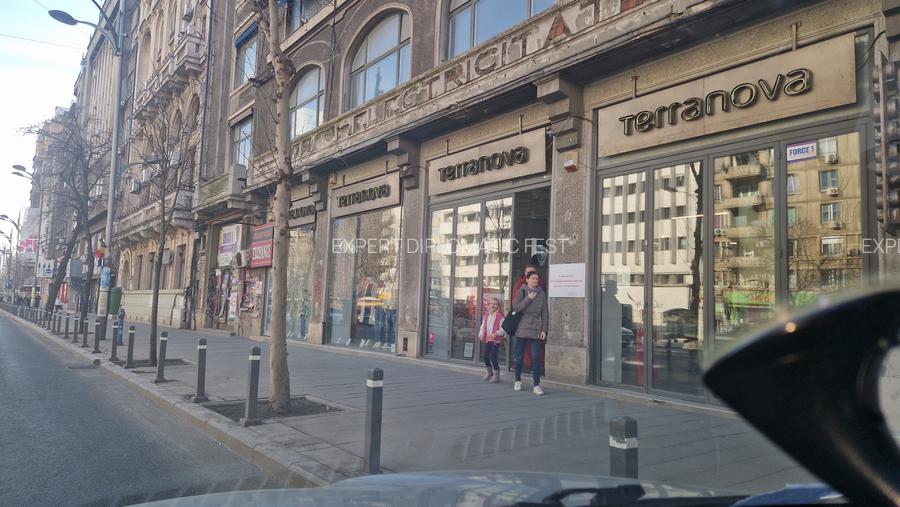 Romana-Magheru-Universitate-suprafata 144  mp-pret 7.900 euro tva 0 - 4