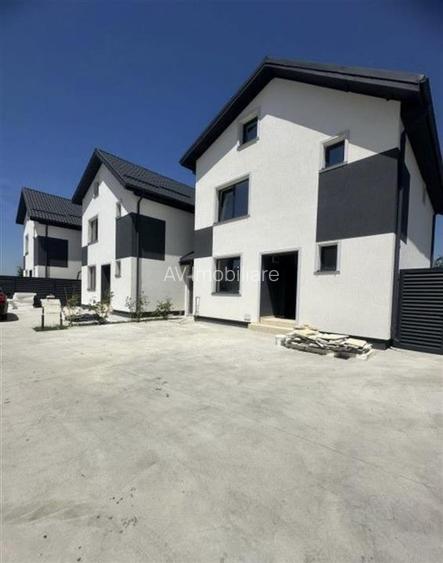 VILA BRAGADIRU INDIVIDUALA LA CHEIE TOATE UTILITATILE STRADA ASFALTATA - 2