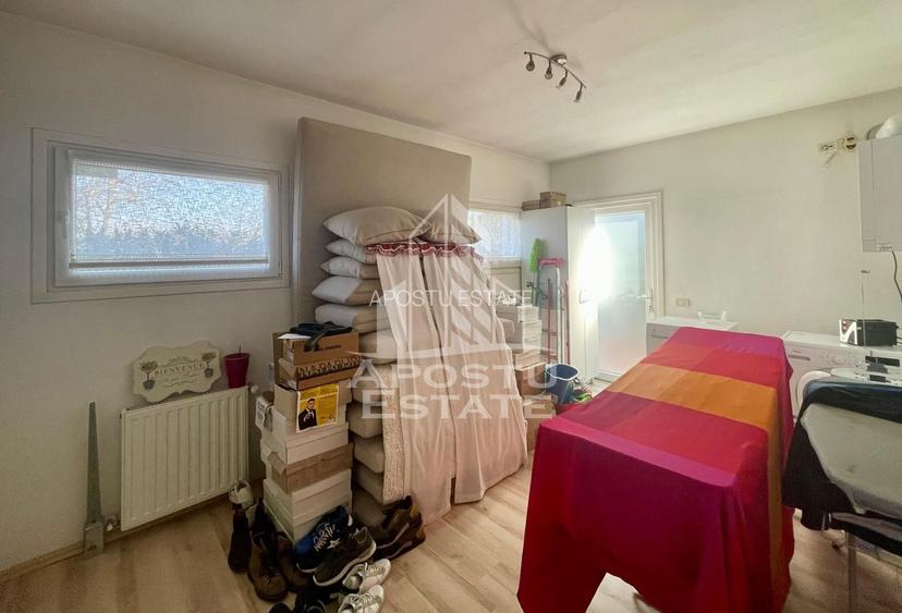 Vila cu terasa si piscina in Zadareni - 25